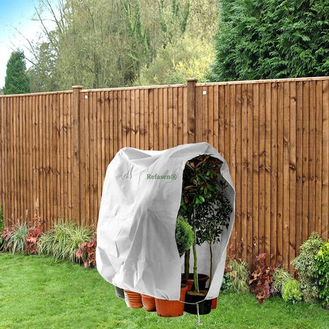 Large shrub coverage with Refasen 45x40 cover suitable for small trees and containers.