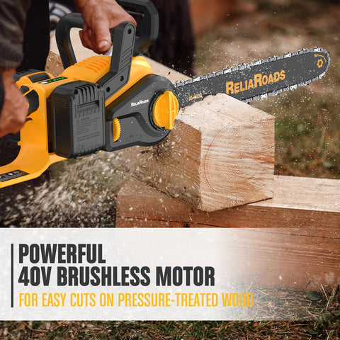 ReliaRoads automatic oil pump keeps the chain lubricated during cuts