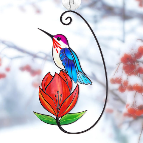 Remiawy stained glass art with 3D eye design captures lifelike detail.
