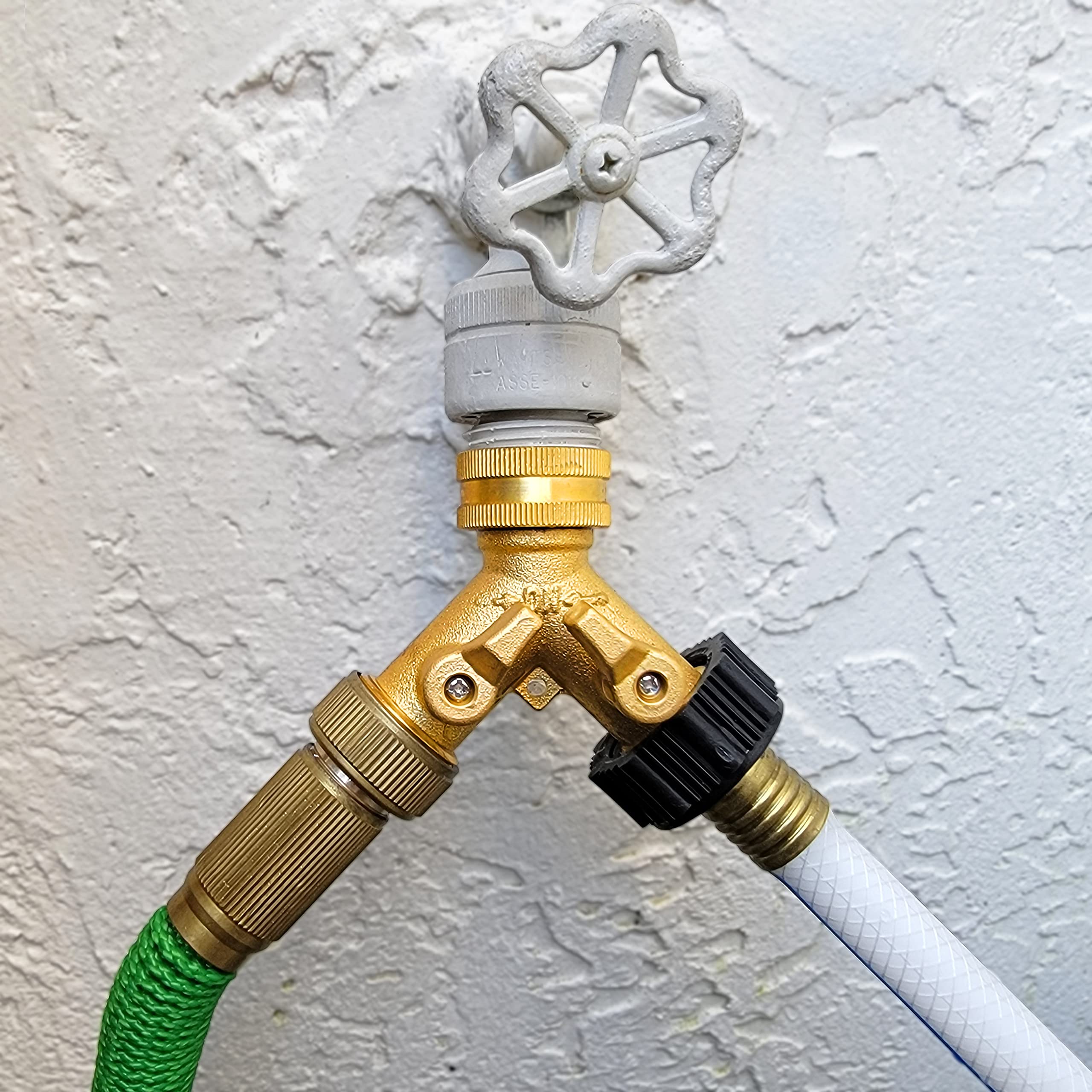 Renator 2-way splitter easy installation on standard spigot