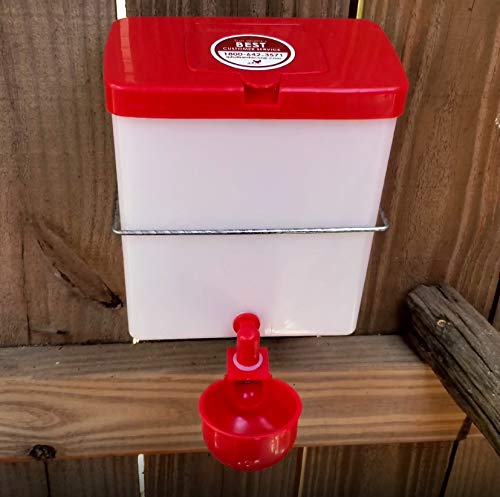 RentACoop hardware-cloth mount keeps waterer compatible with various cage materials.