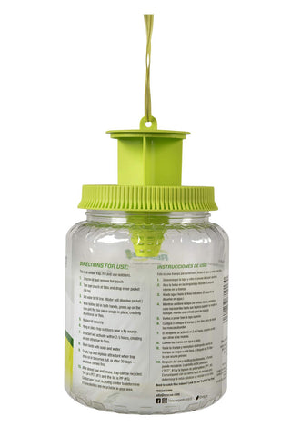 RESCUE! Outdoor Fly Trap activation outdoors using attractant lure.