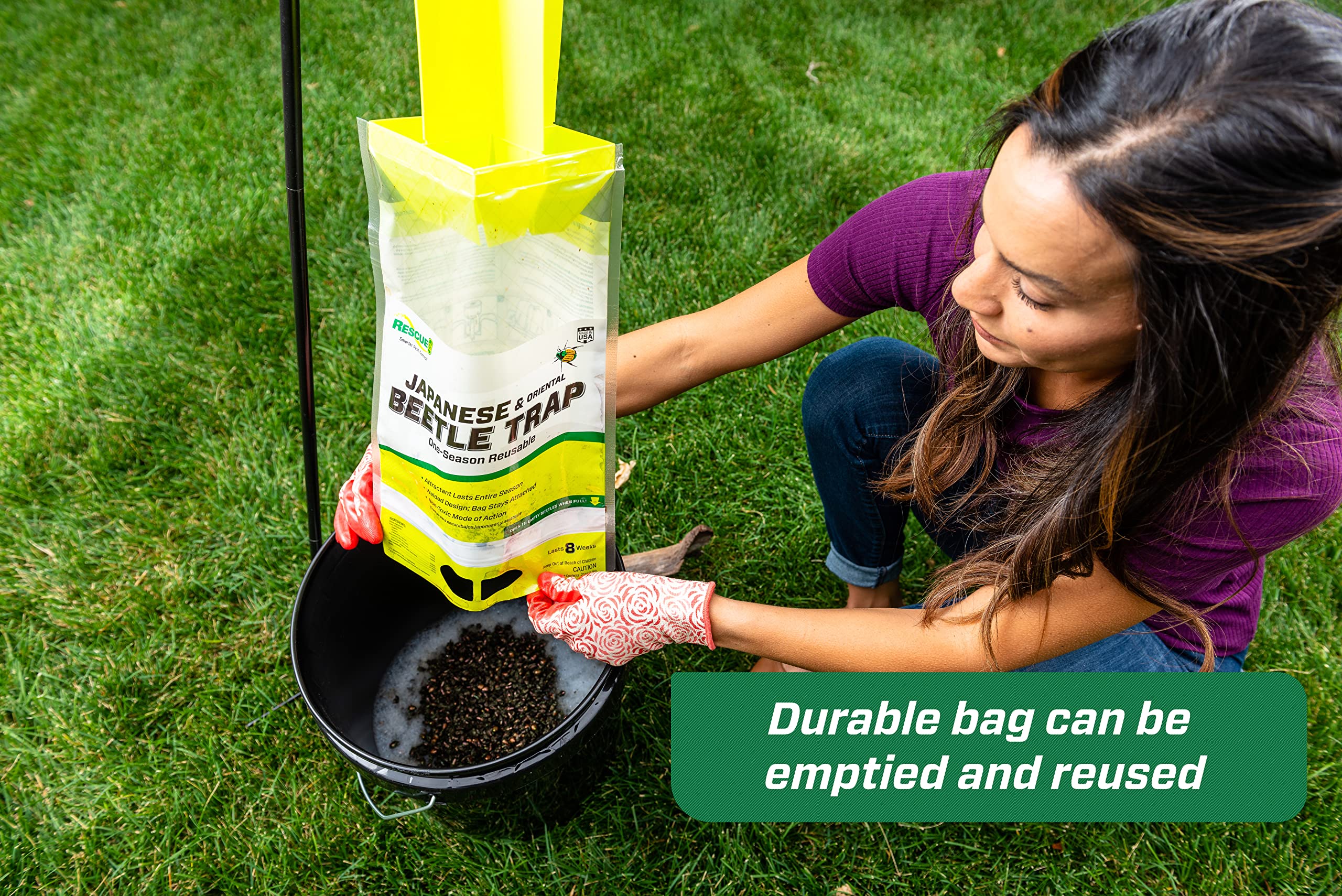 RESCUE! Easy-lock bottom allows quick emptying and reuse.