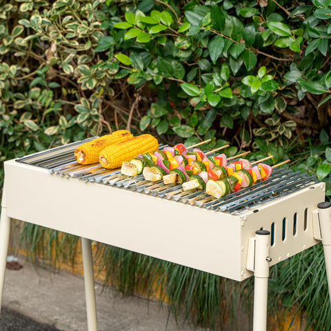 Restaurantware Foil Lux liner ready for kitchen use and multi-use scenarios
