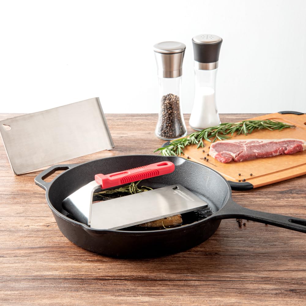 Restaurantware Met Lux steak press weighs 2.8 pounds for steady pressing