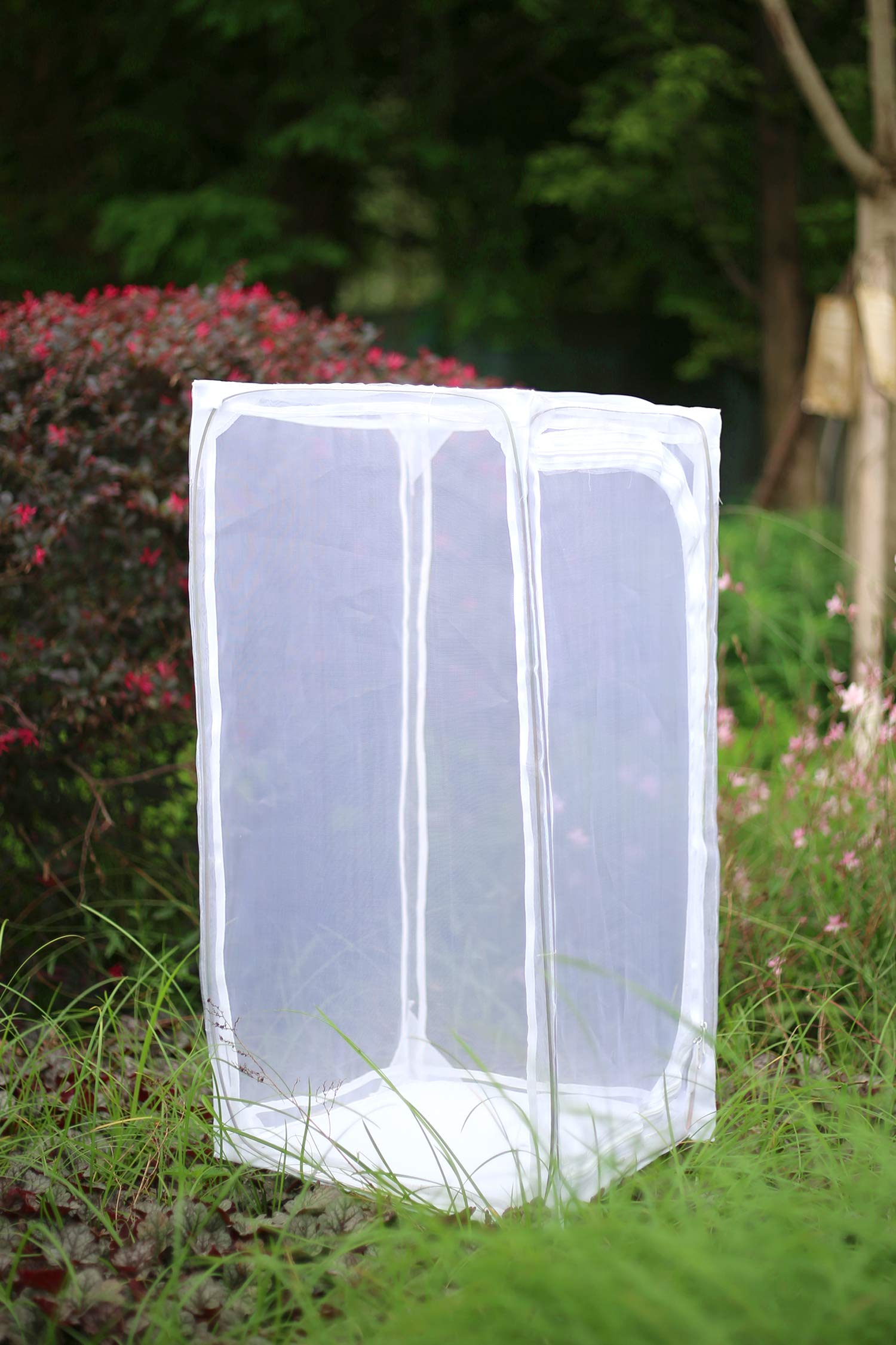 RESTCLOUD Monarch Habitat zipper protection reduces caterpillar interference during opening.