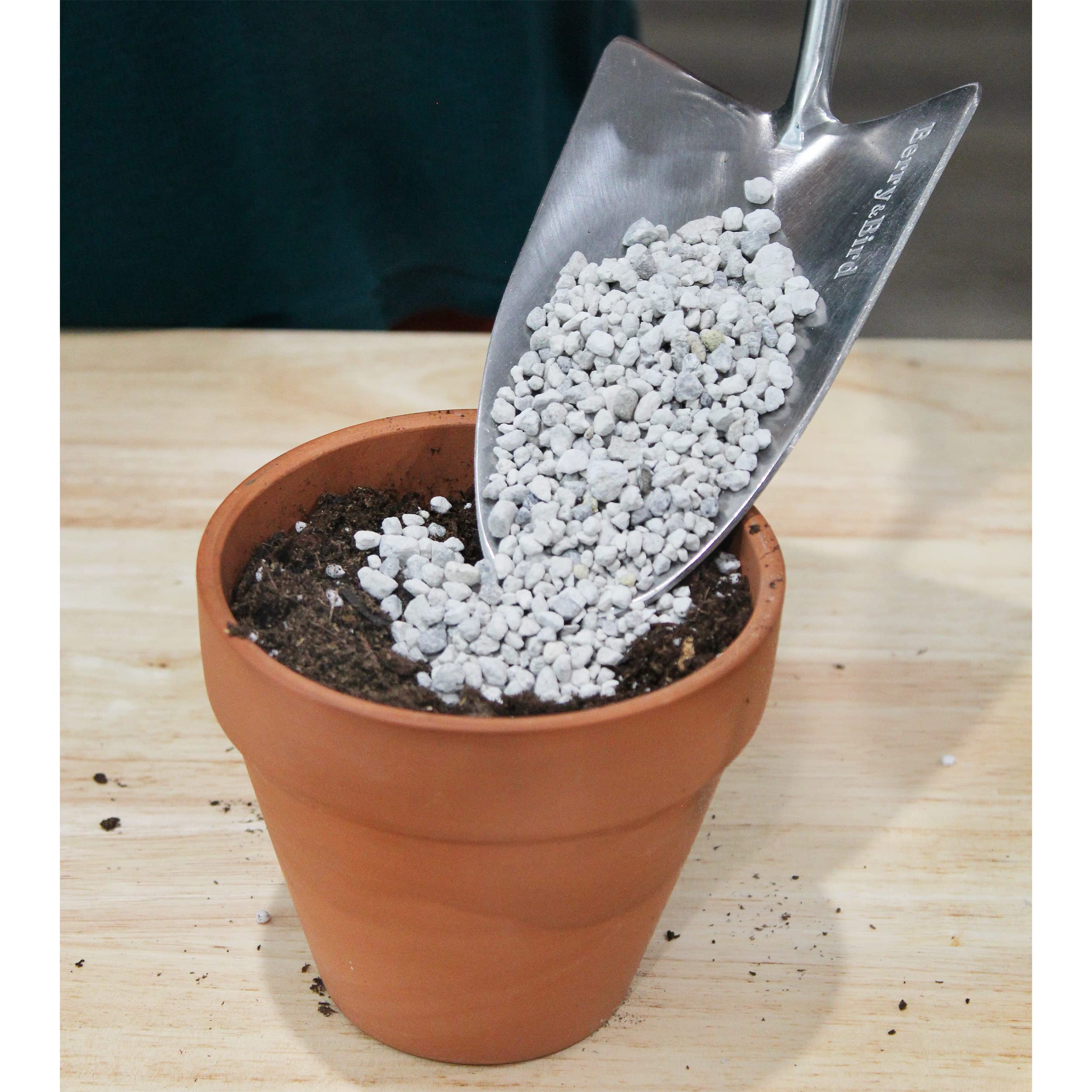 Rio Hamza Trading white pumice bag image showing uniform sizing for hobbyist use.