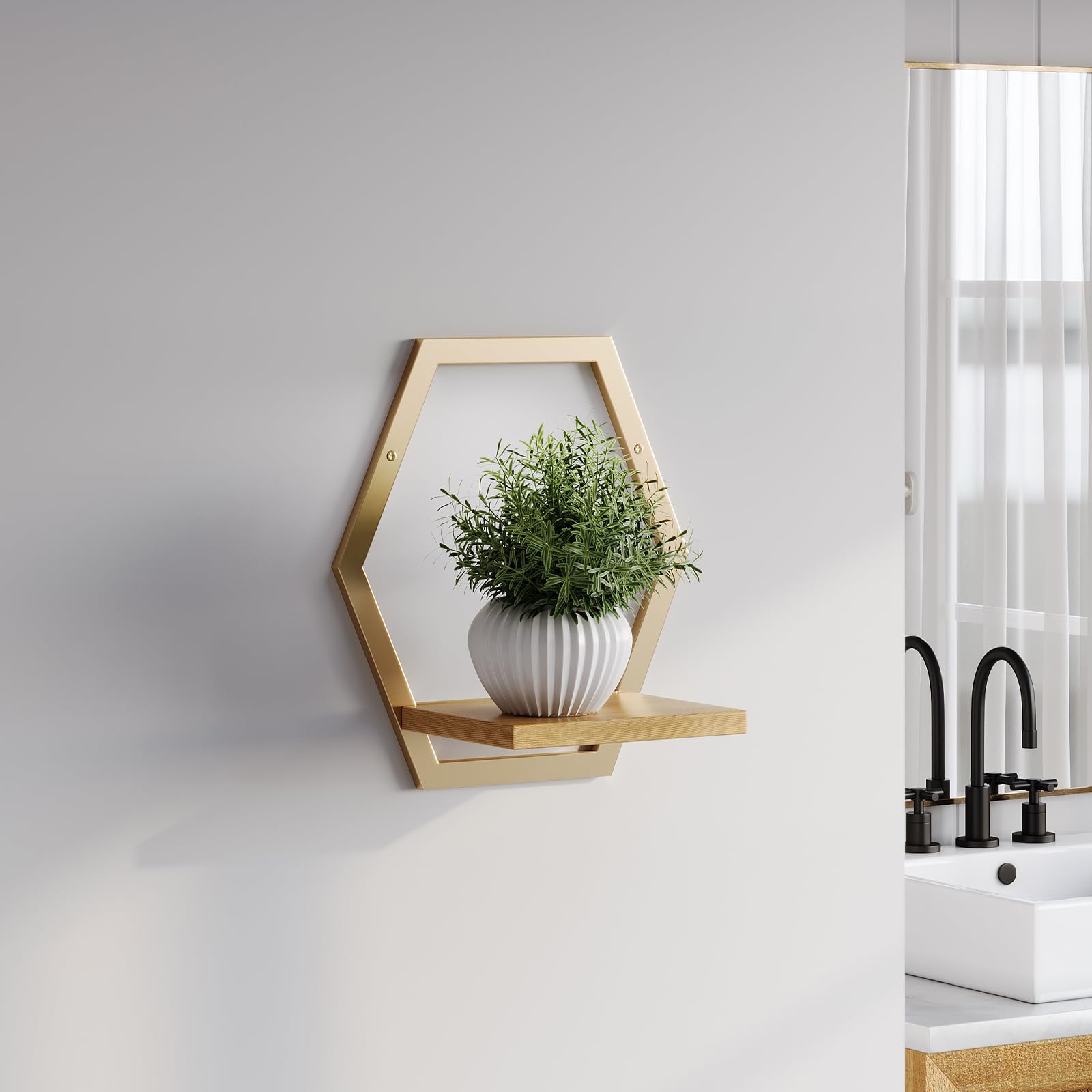 Rioneta secure stable base prevents slipping and protects surfaces during placement.