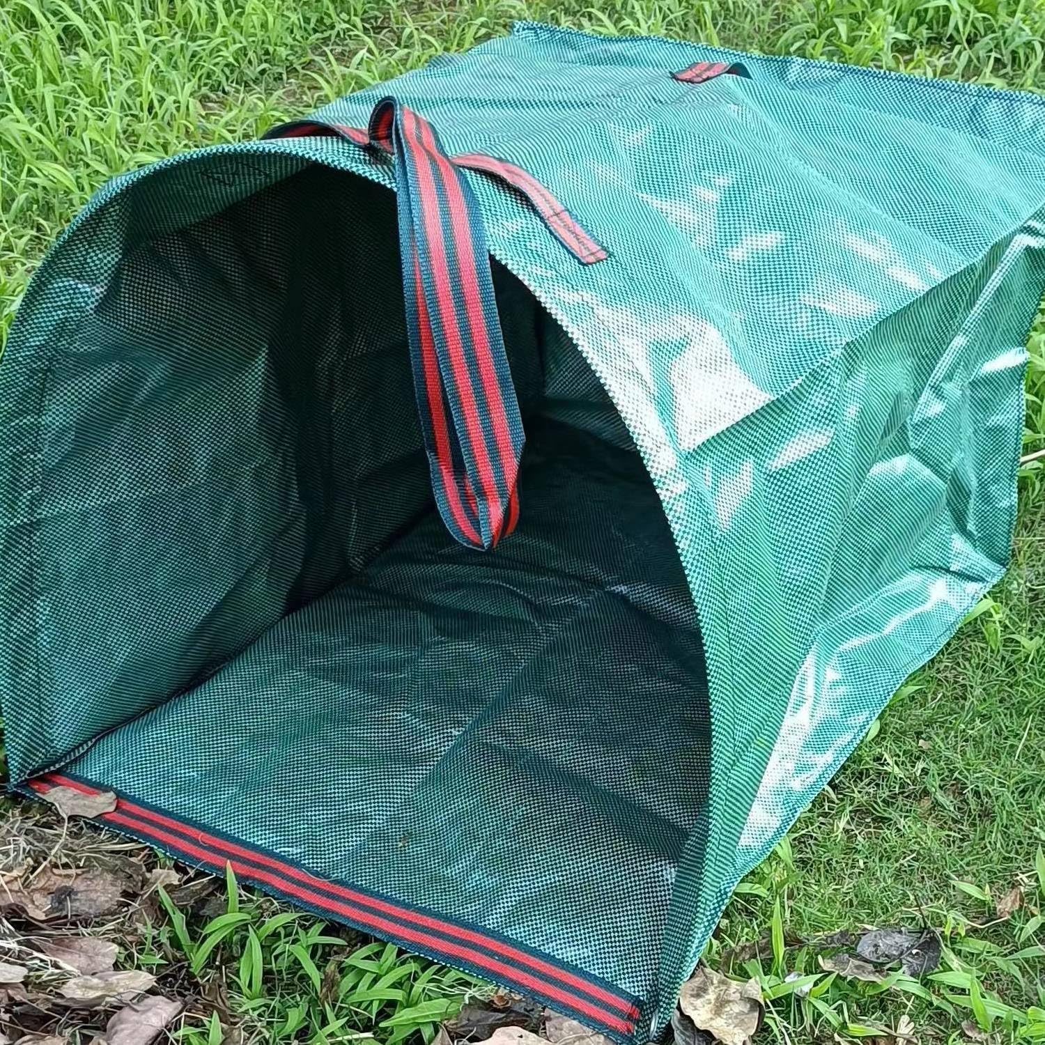 RISETEX large-capacity yard bags suitable for bulky yard waste.