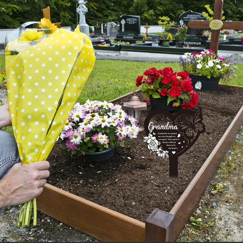 Rngmsi garden memorial decor for cemetery creates a meaningful space.
