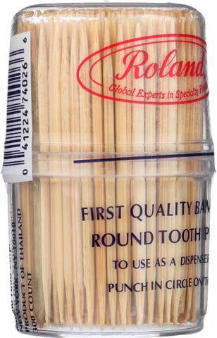 Roland Foods bamboo toothpicks ideal for hors-dooeuvres and bite-sized servings.