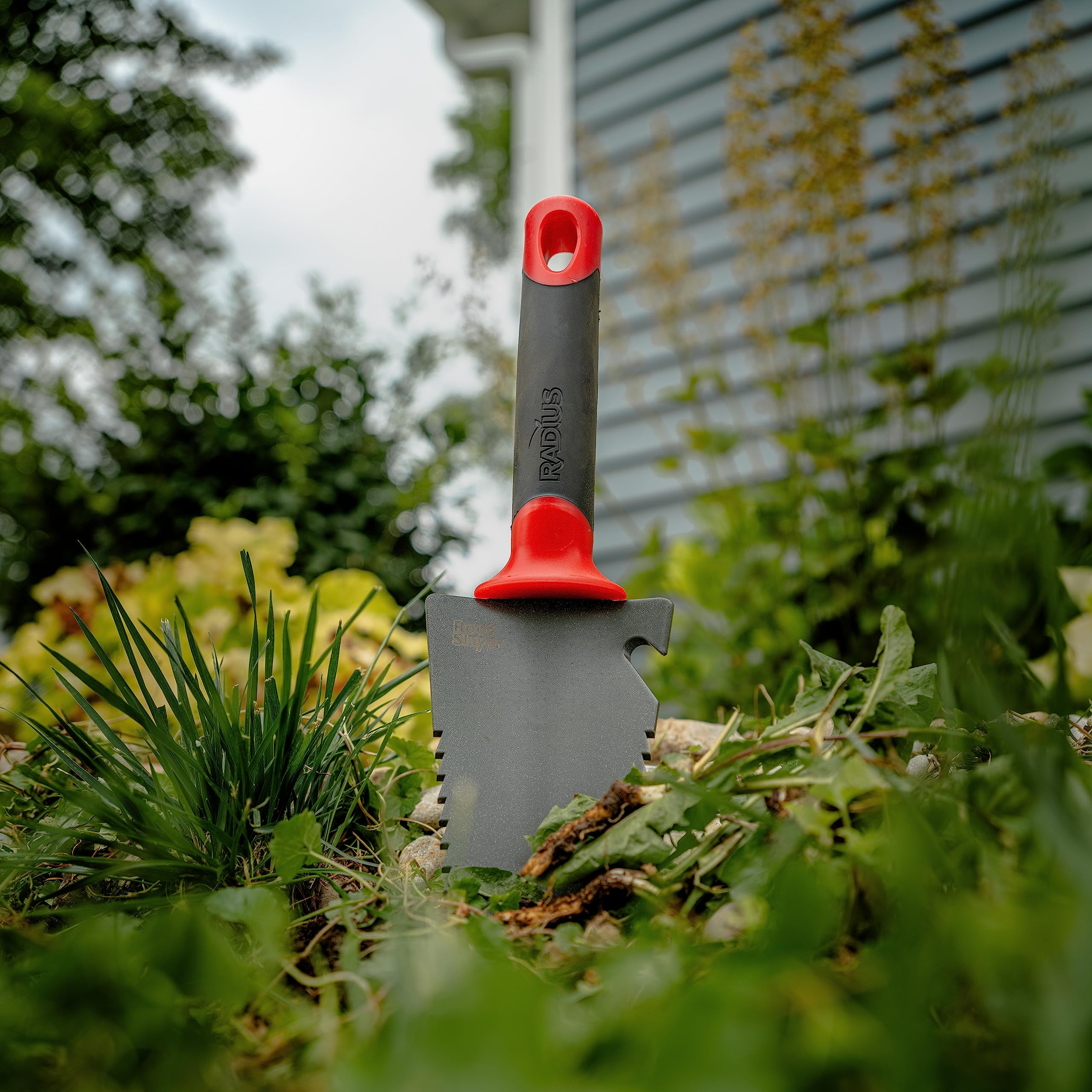 Root Slayer trowel ergonomic non-slip grip reduces hand fatigue during digging.