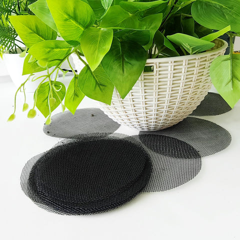 RooTrimmer keeps pots and garden spaces tidy and organized