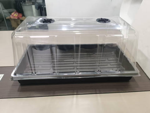 Easy-to-clean, reusable RooTrimmer seed tray in a multi-season kit.