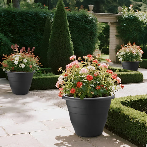 RooTrimmer heavy-duty virgin PP plastic, reinforced base for durable outdoor use.