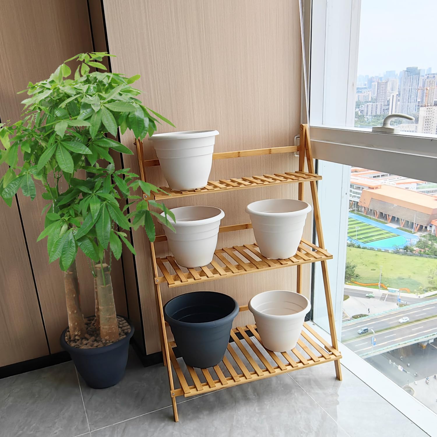 RooTrimmer lightweight plastic construction makes moving plants easy.