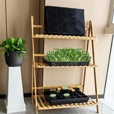 RooTrimmer tray moves smoothly with others to reduce spills.