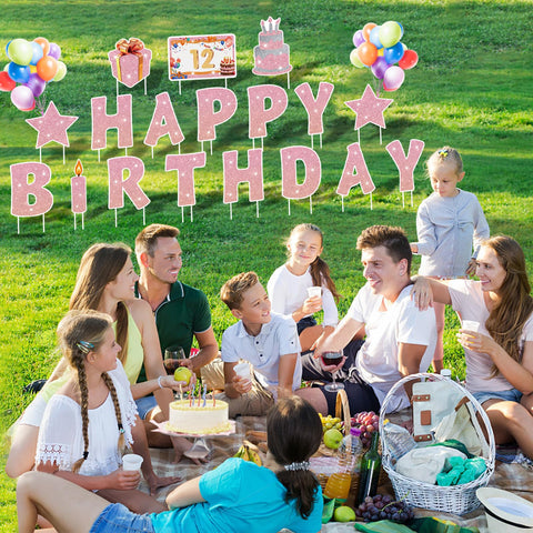 Rtshuok balloon strip adds color and movement to outdoor parties