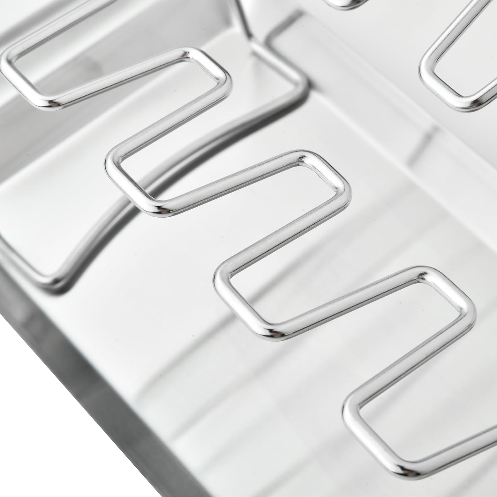 RTT foldable, compact storage keeps your kitchen tidy after use.