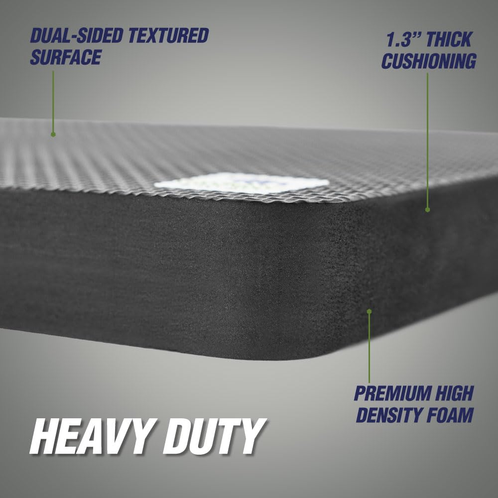 RUGGED RHINO kneeling pad may emit odor at first; air out before use