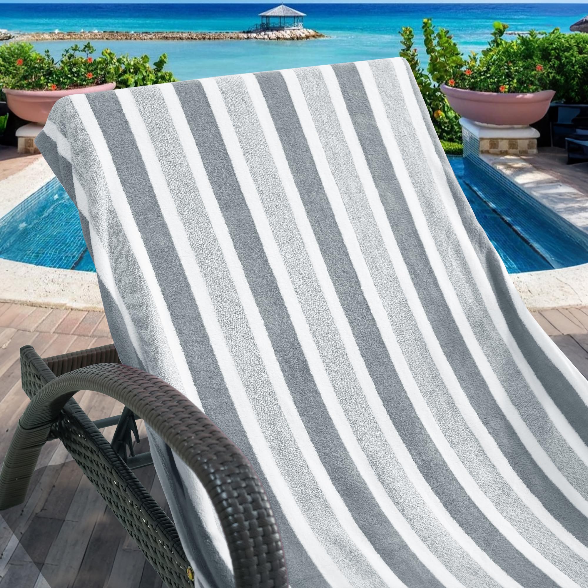 Ruikyhom thick soft coral fleece material delivers absorbent comfort after swimming.