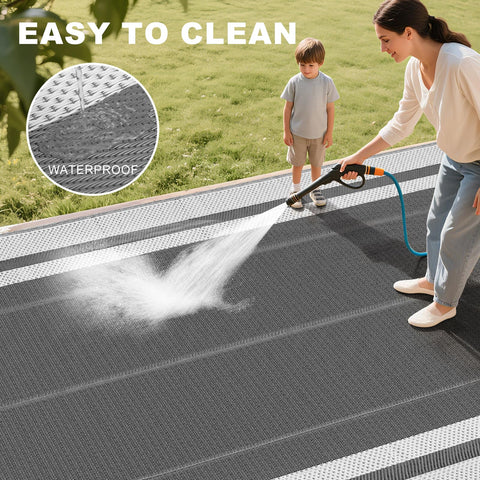 Rurality waterproof easy-clean rug cleans quickly with a wipe.