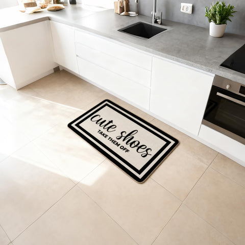 RYKEEN easy-clean doormat that shakes out or rinses for quick refresh