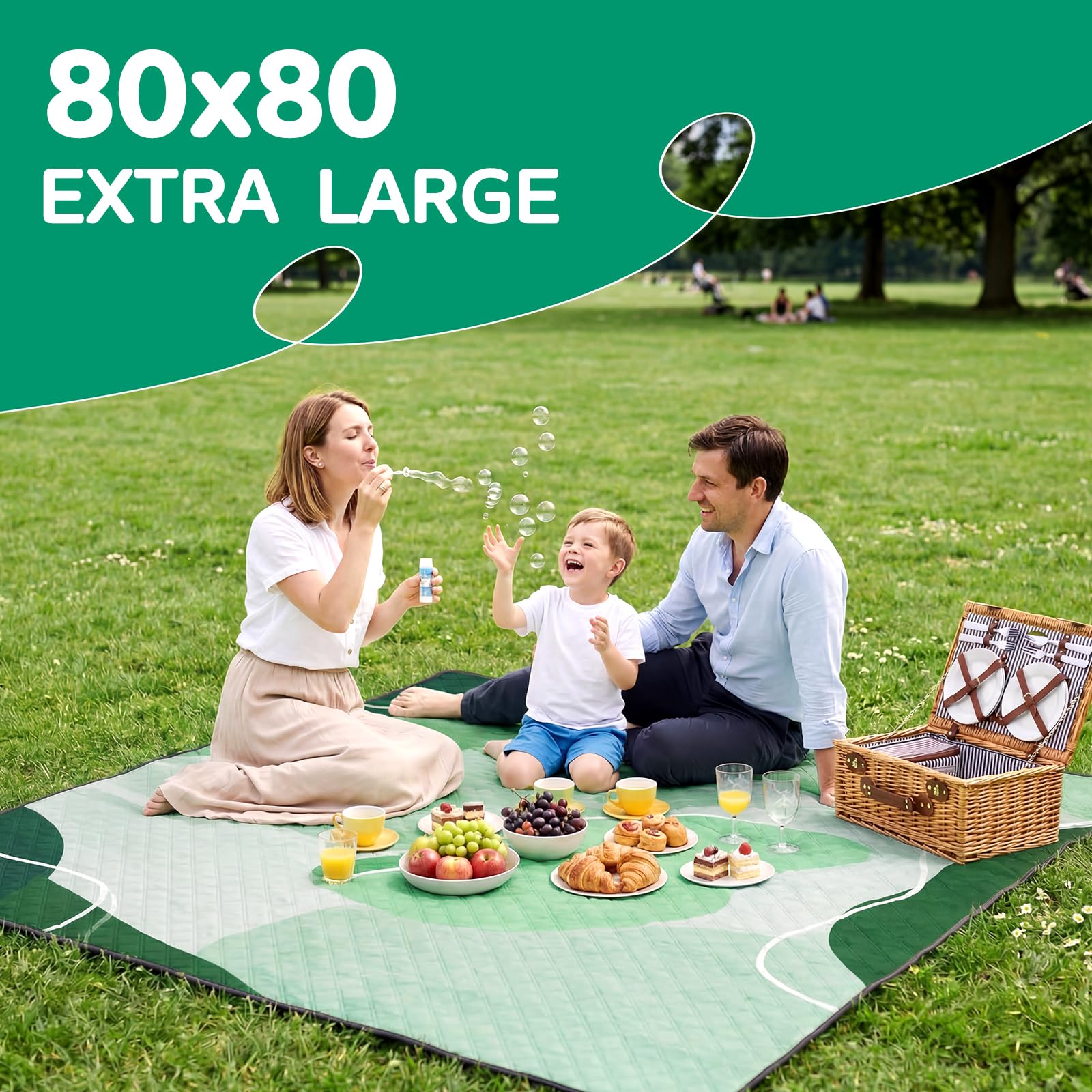RYCHIC waterproof picnic blanket sandproof surface ideal for beach outings and quick cleanup.