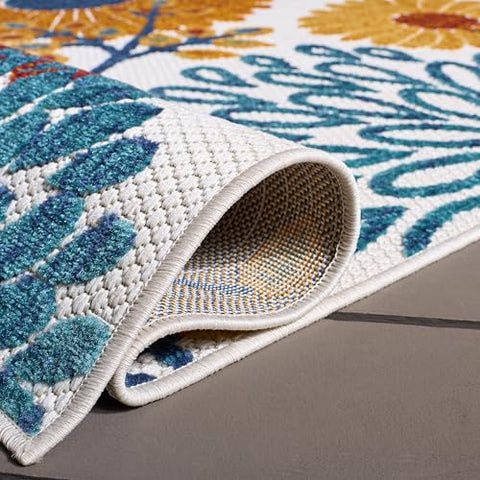 Safavieh Cabana rug in cream-red supports kids and pets in busy outdoor areas.