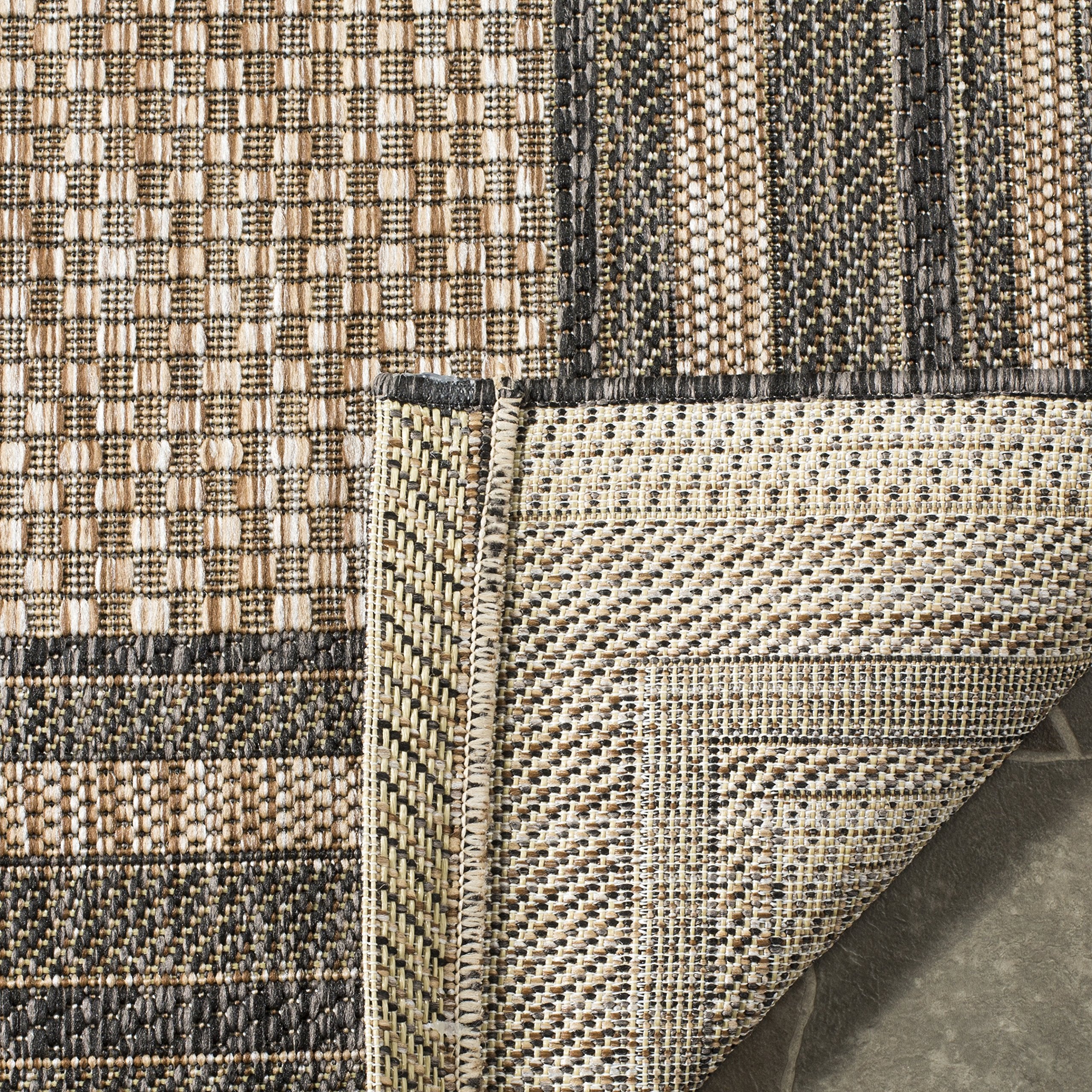 SAFAVIEH Courtyard natural-black runner at entryways, practical for busy households.