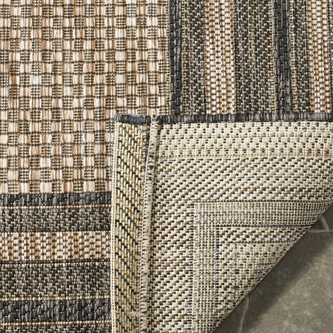 SAFAVIEH Courtyard natural-black runner at entryways, practical for busy households.