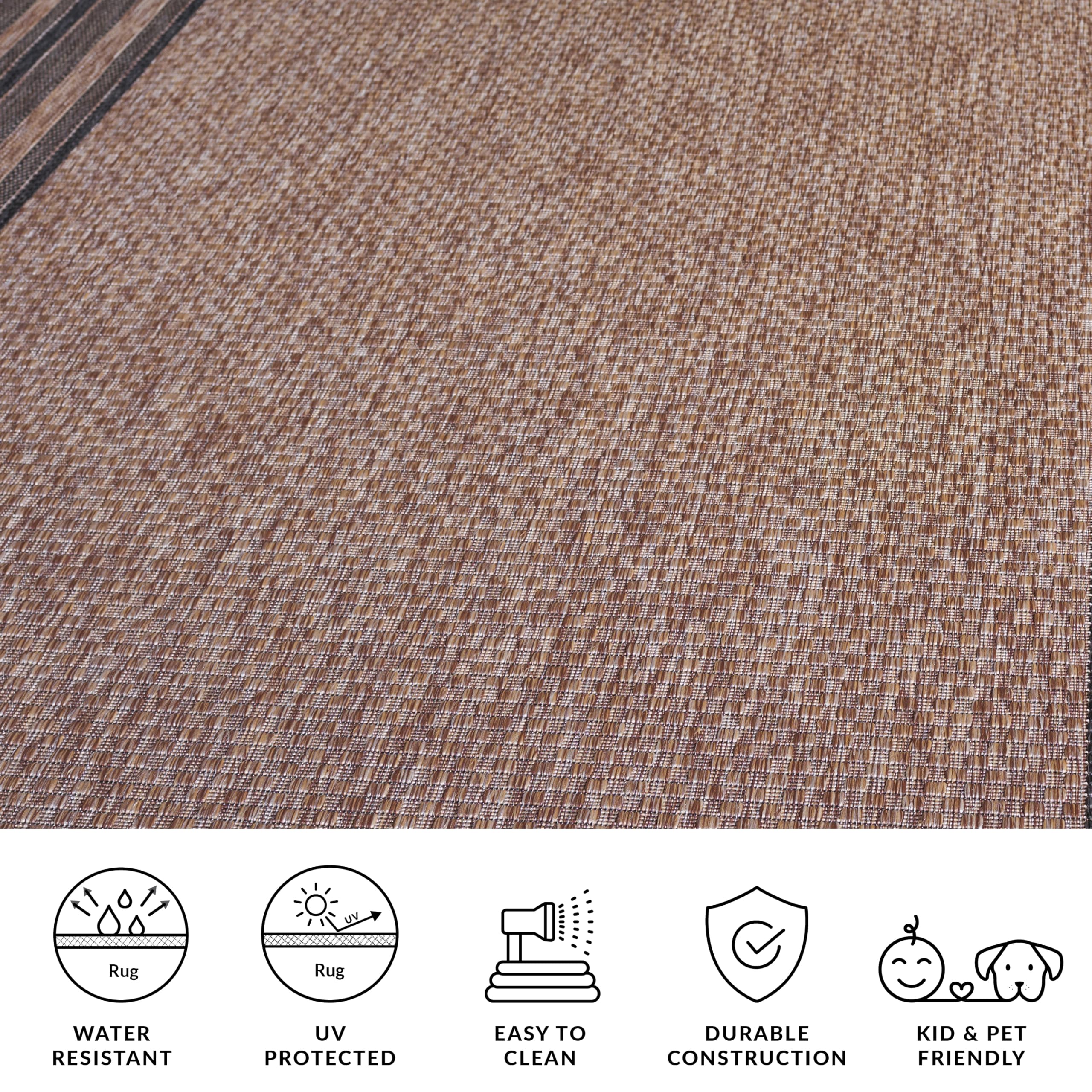 SAFAVIEH Courtyard natural-black runner for living areas, blending indoor-outdoor style.
