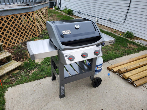 SafBbcue crossover burner assembly distributes flames evenly.