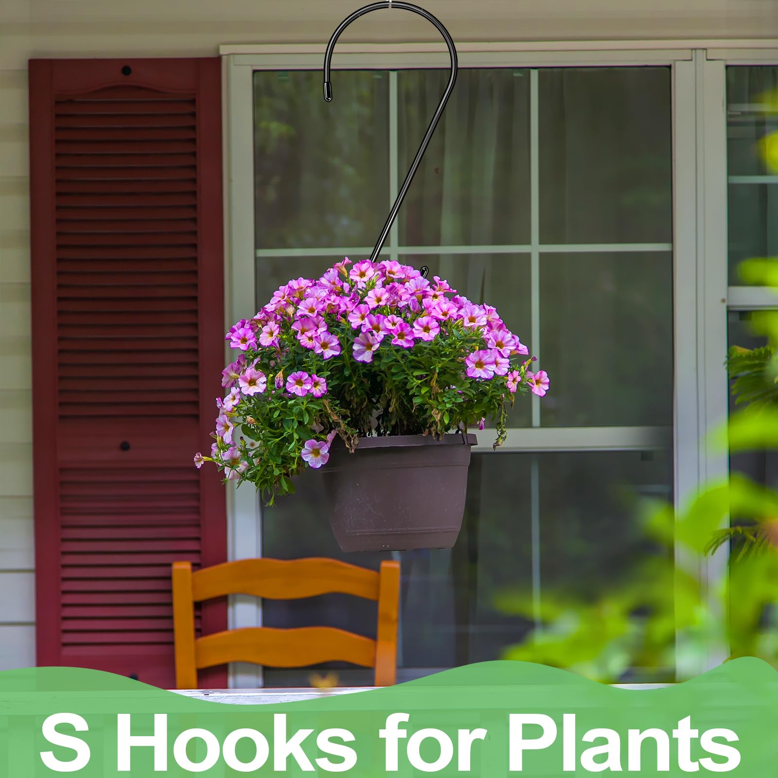 Samhard heavy-duty hook on patio fence for towels and tools