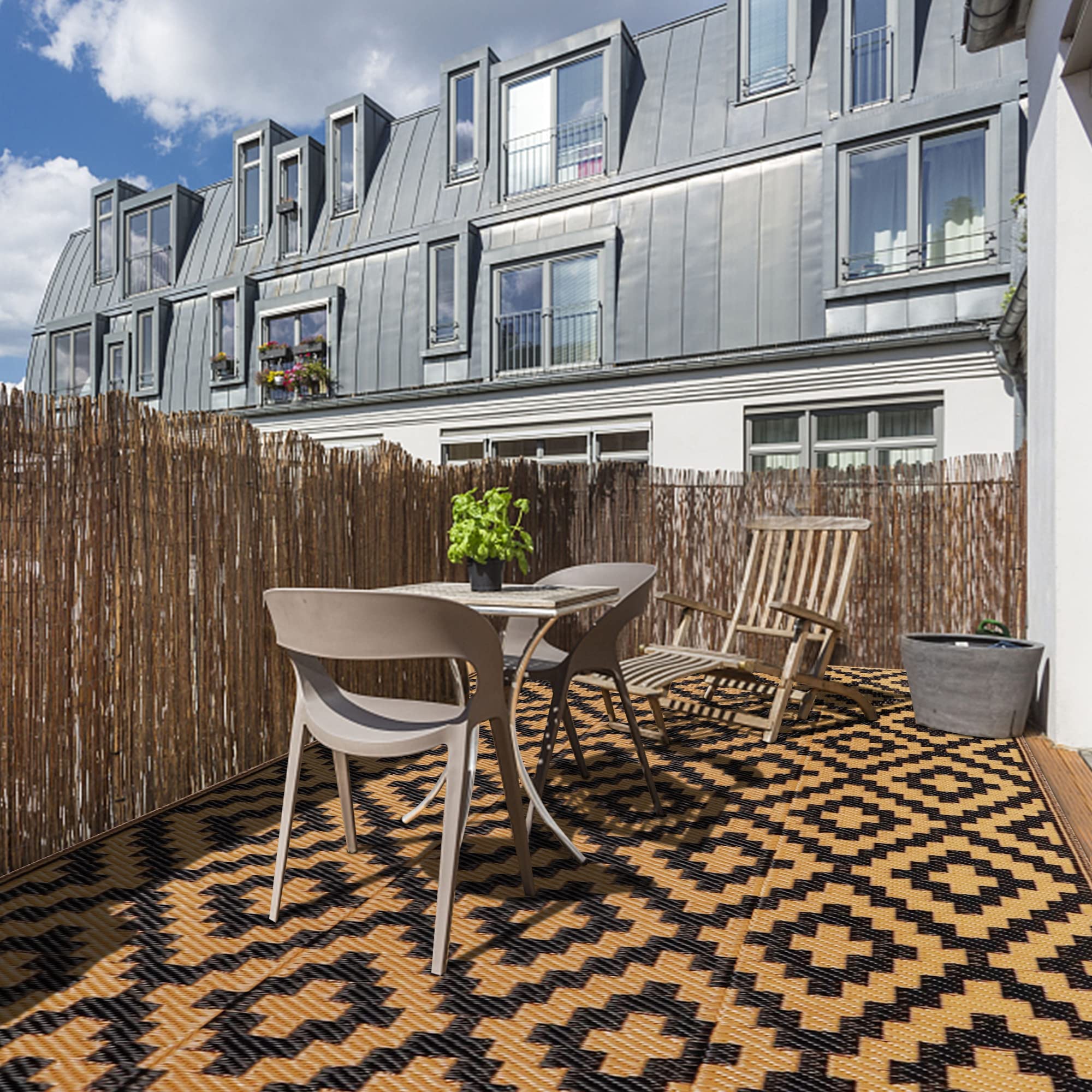 Sand MINE durable outdoor mat suitable for patio and deck.