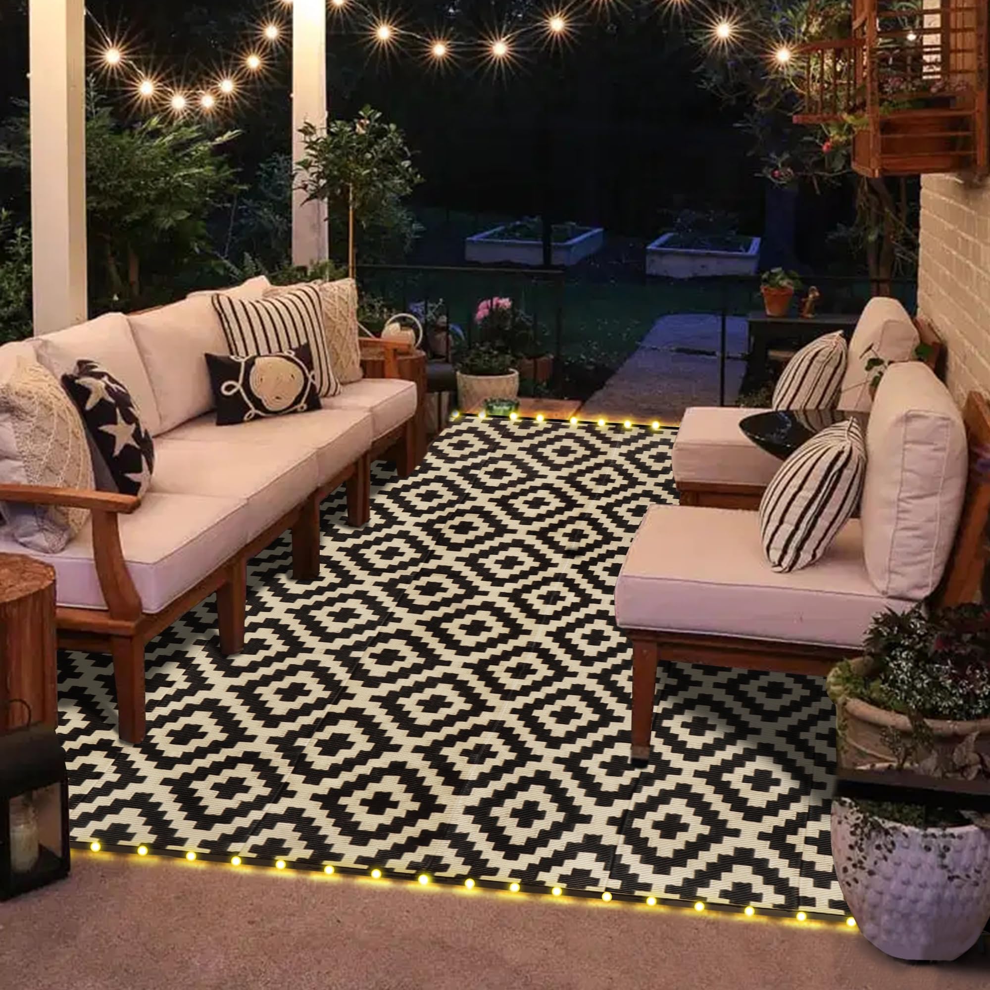 SAND MINE included carrying bag shown with reversible rug outdoors