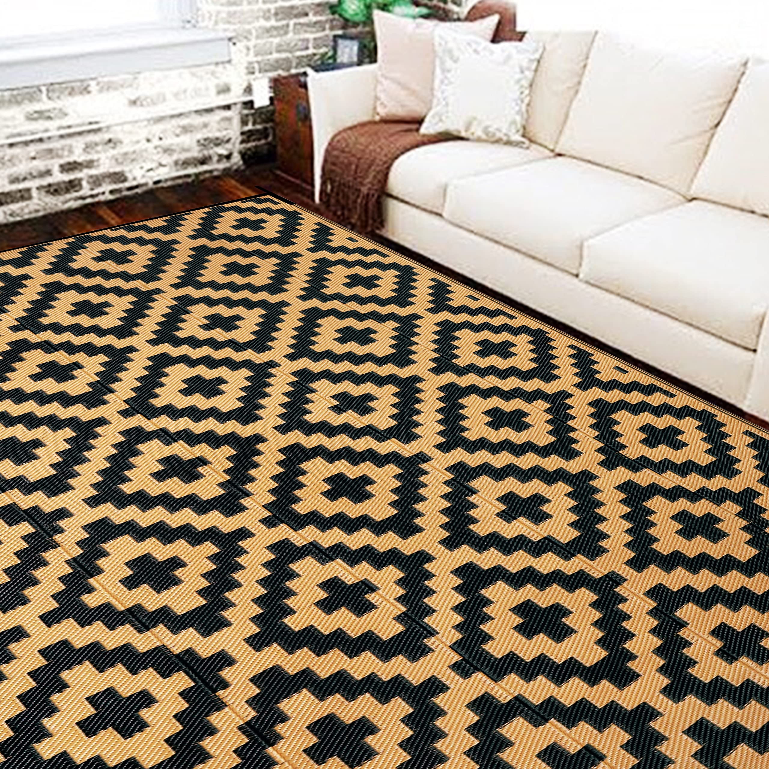 SAND MINE reversible mats 6x9 rug for patios and decks, outdoor gatherings
