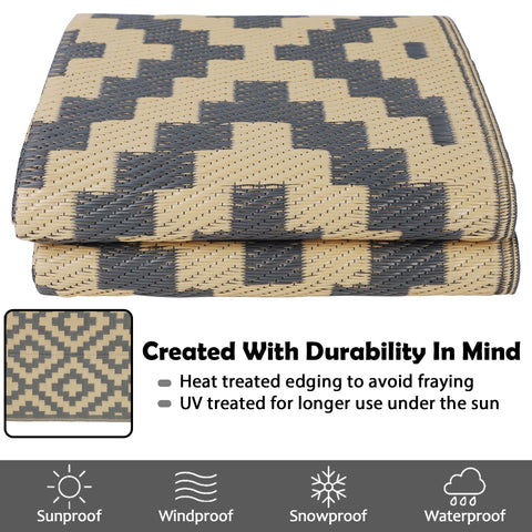 SAND MINE UV-stabilized outdoor mat preserves color under sun