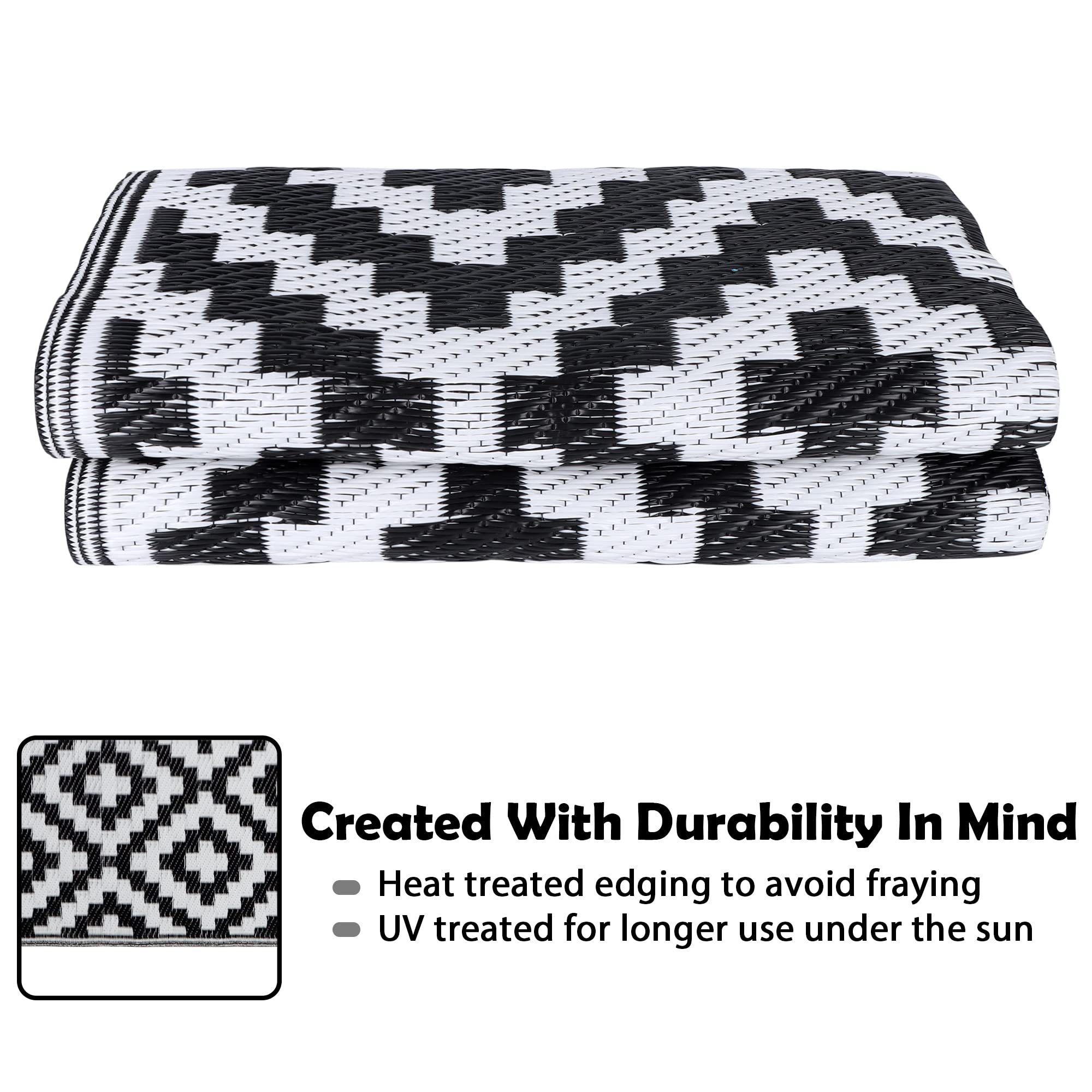 SAND MINE UV-stabilized outdoor rug protecting colors in sunlit spaces.