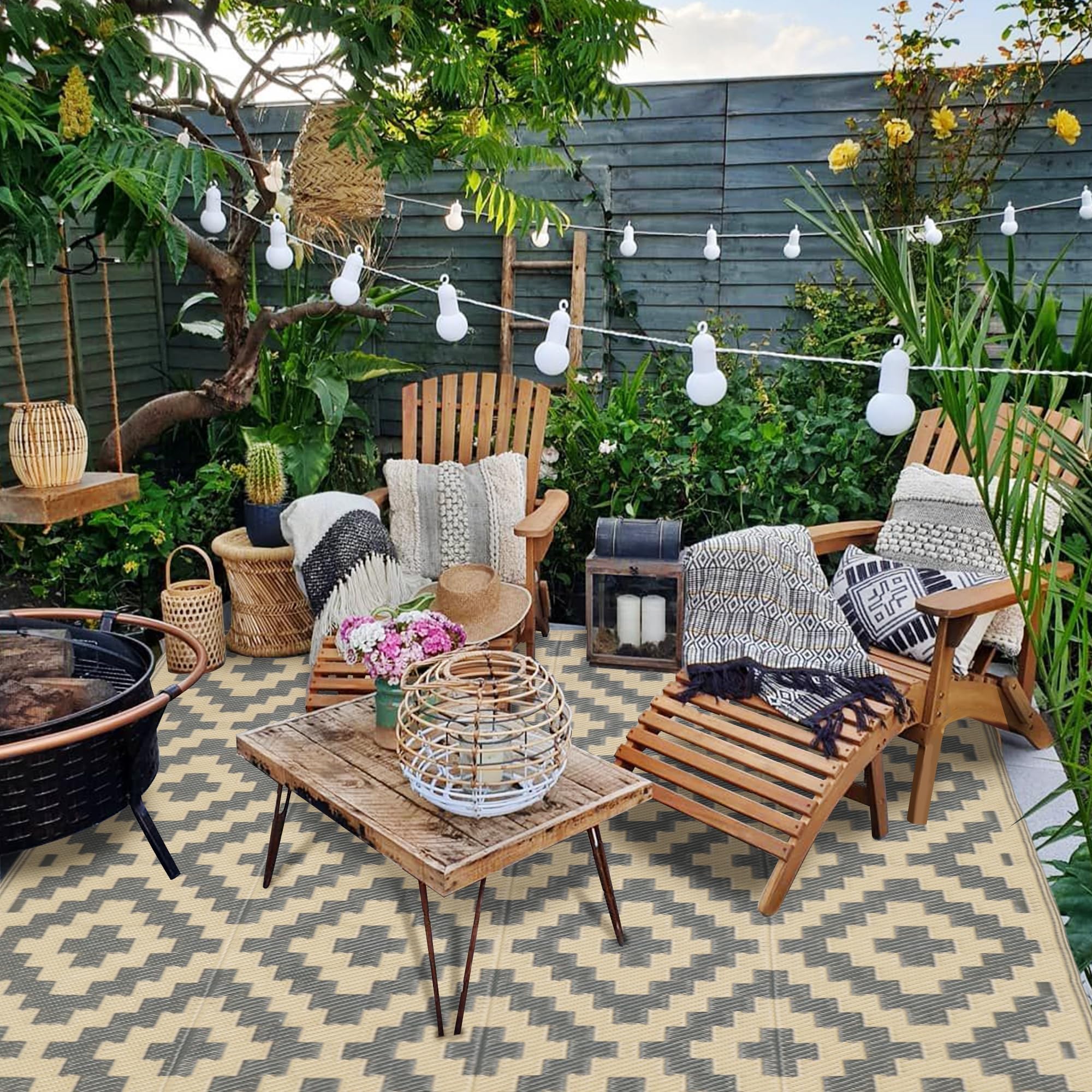 SAND MINE versatile outdoor rug over grass, breathable and gentle