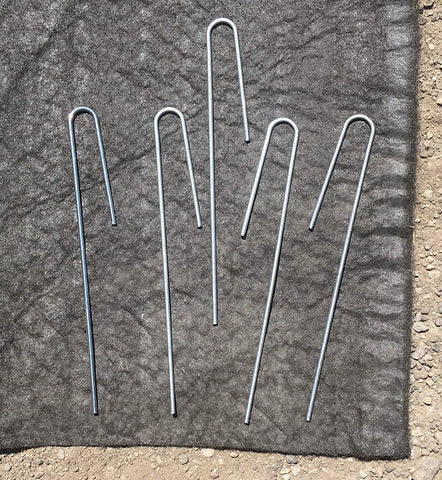 Sandbaggy pack of 100 stakes ready for large projects