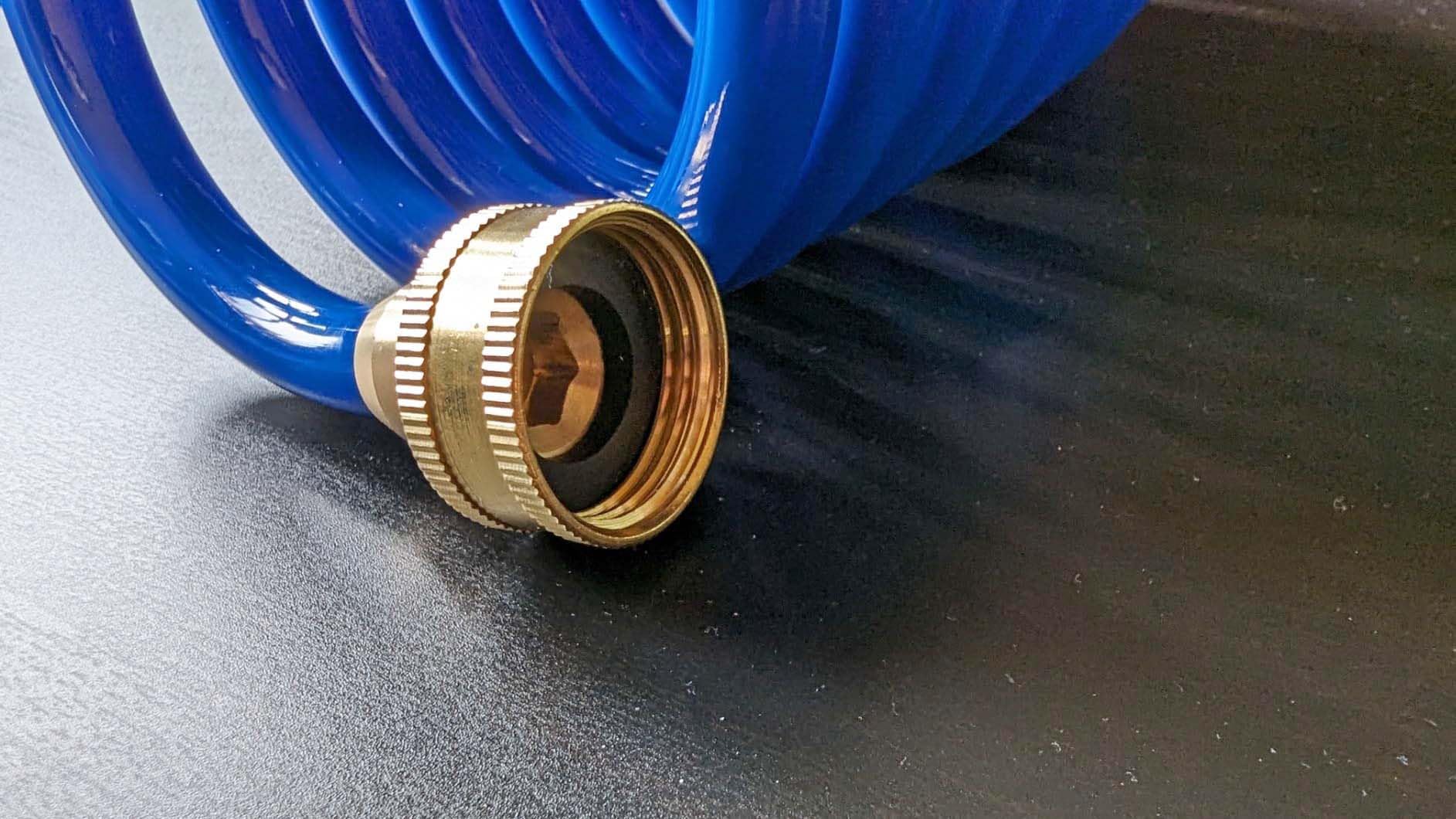 SANFU PU Recoil 3-4inch brass fittings highlight sturdy connectors.