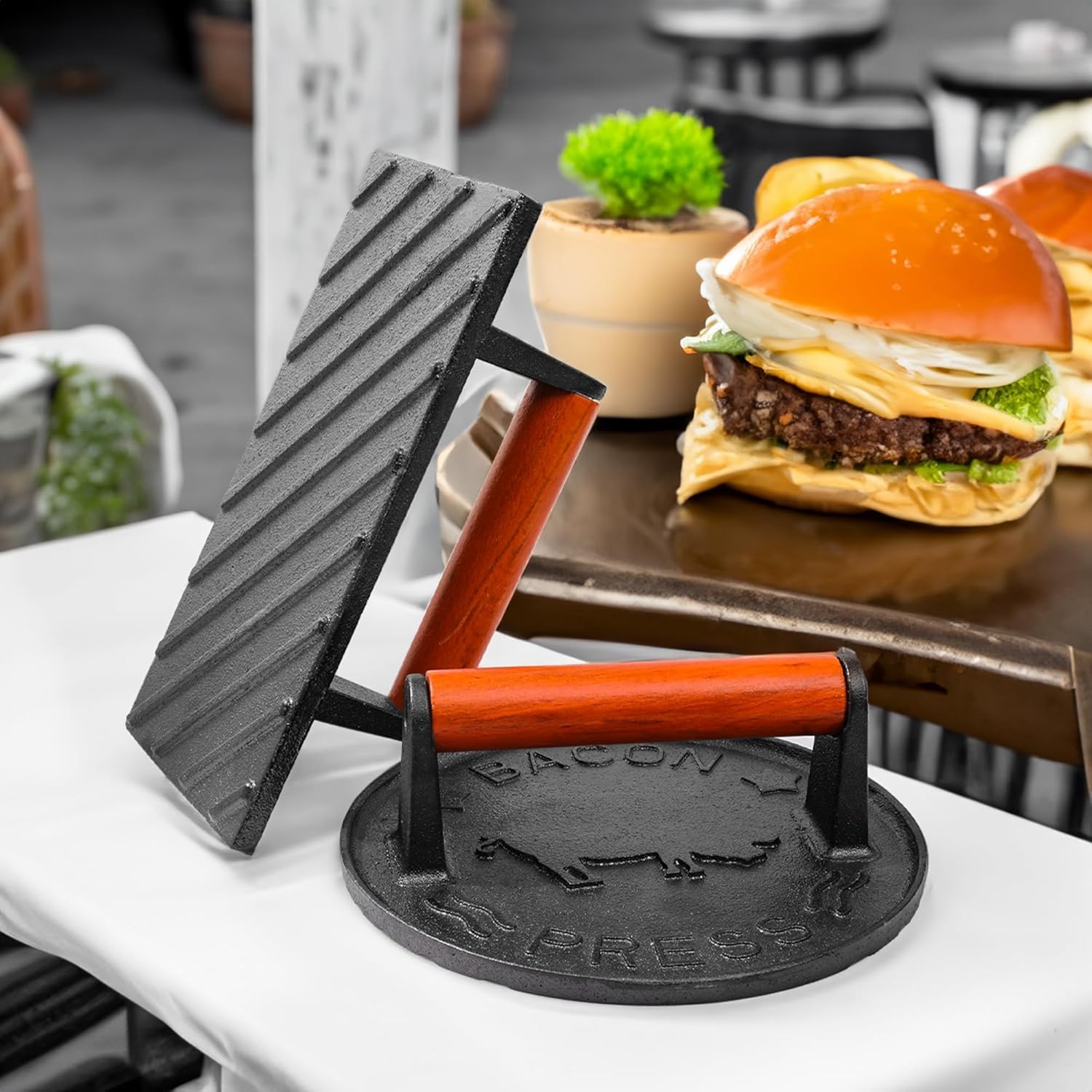 SanKonfu Bacon Press versatile for wide range of foods and applications