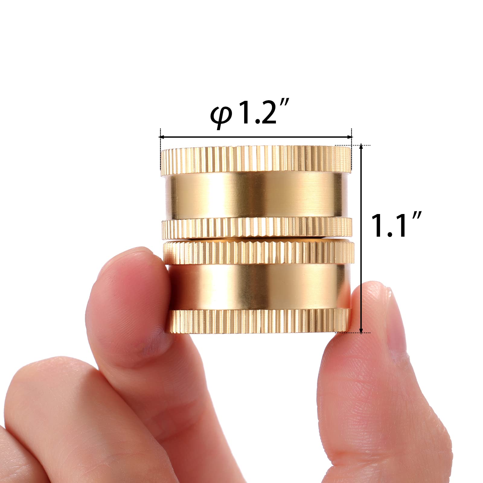 Sanpaint brass hose connectors with four washers for reliable sealing.
