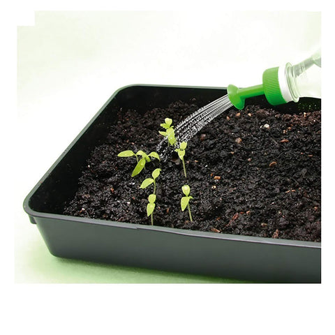 Sanyuan green sprinkler attached to bottle for precise watering