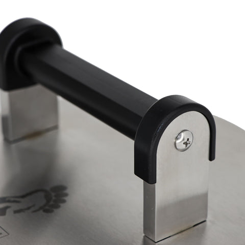 Sasquash Bigfoot smooth bottom resists sticking for easy release