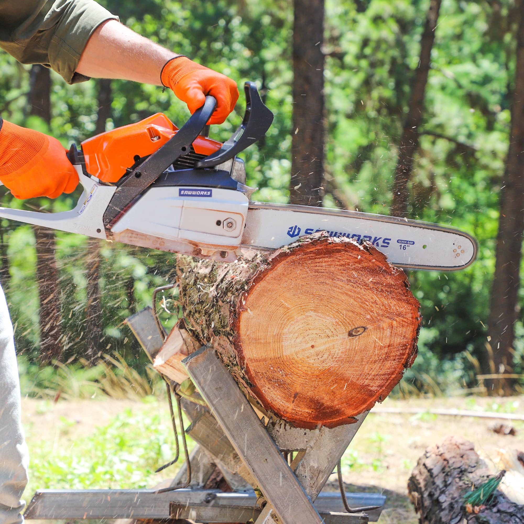 SawWorks low-kickback design reduces fatigue during extended cutting sessions.