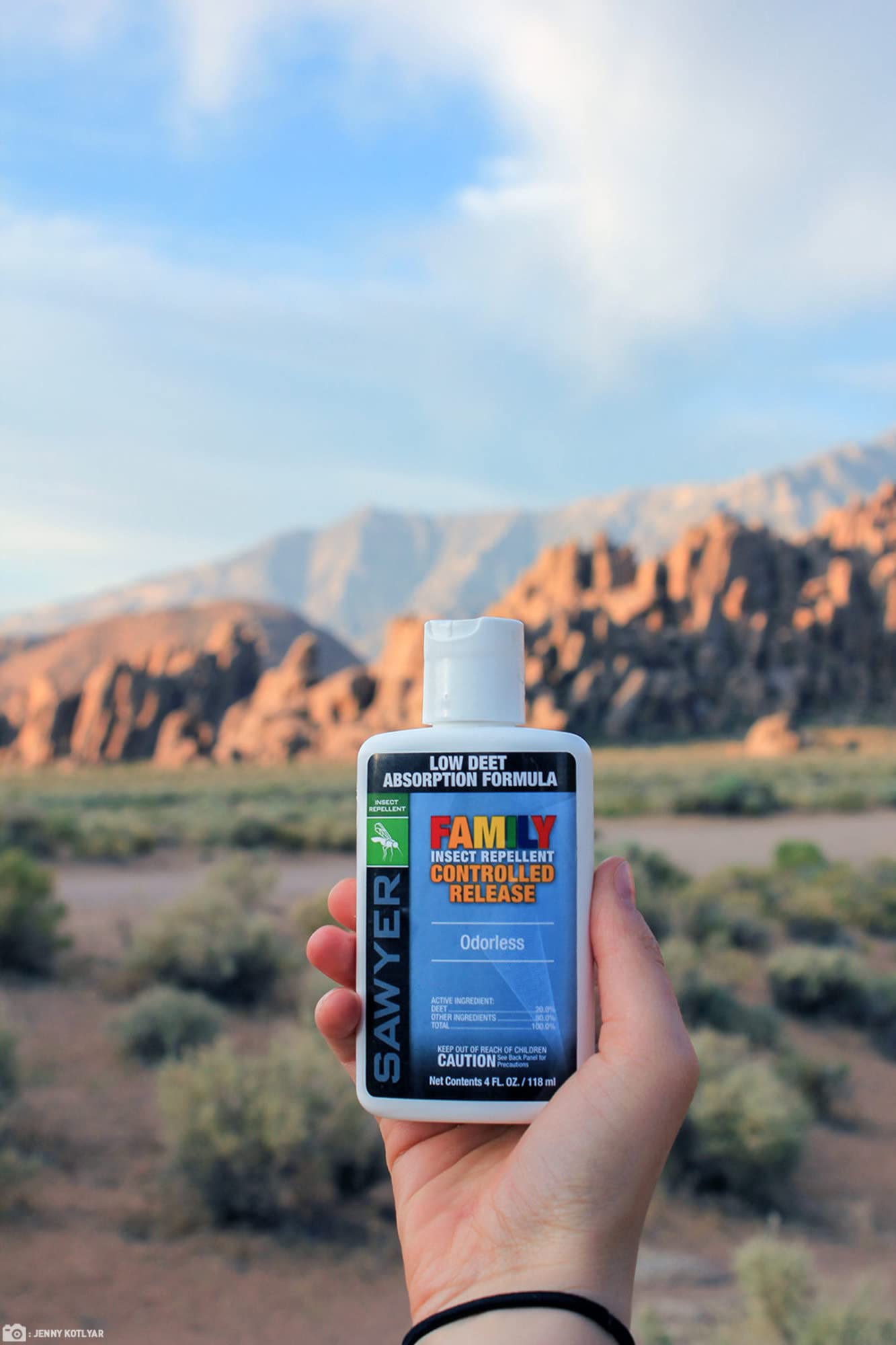 Sawyer formula shown with sunscreen to highlight compatibility for outdoor days.