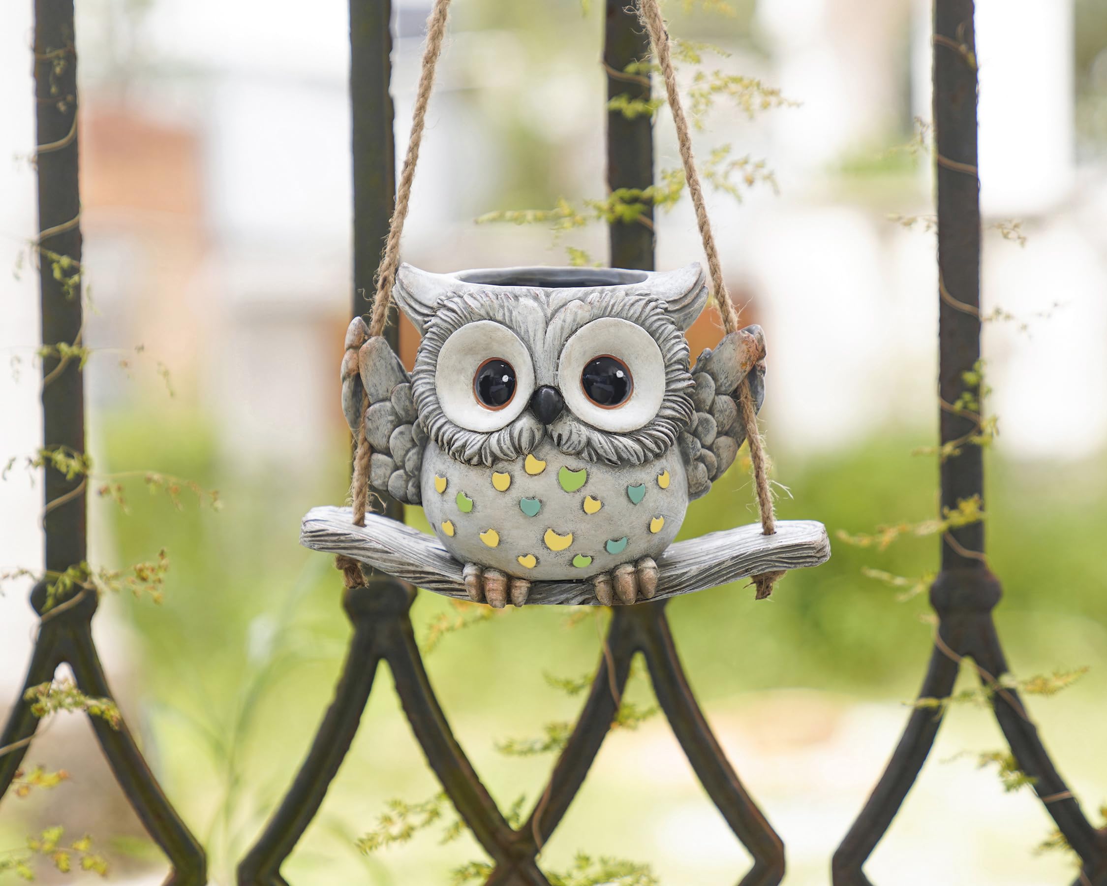 Saysmile Swing Owl planter shows drainage hole for healthy plants.