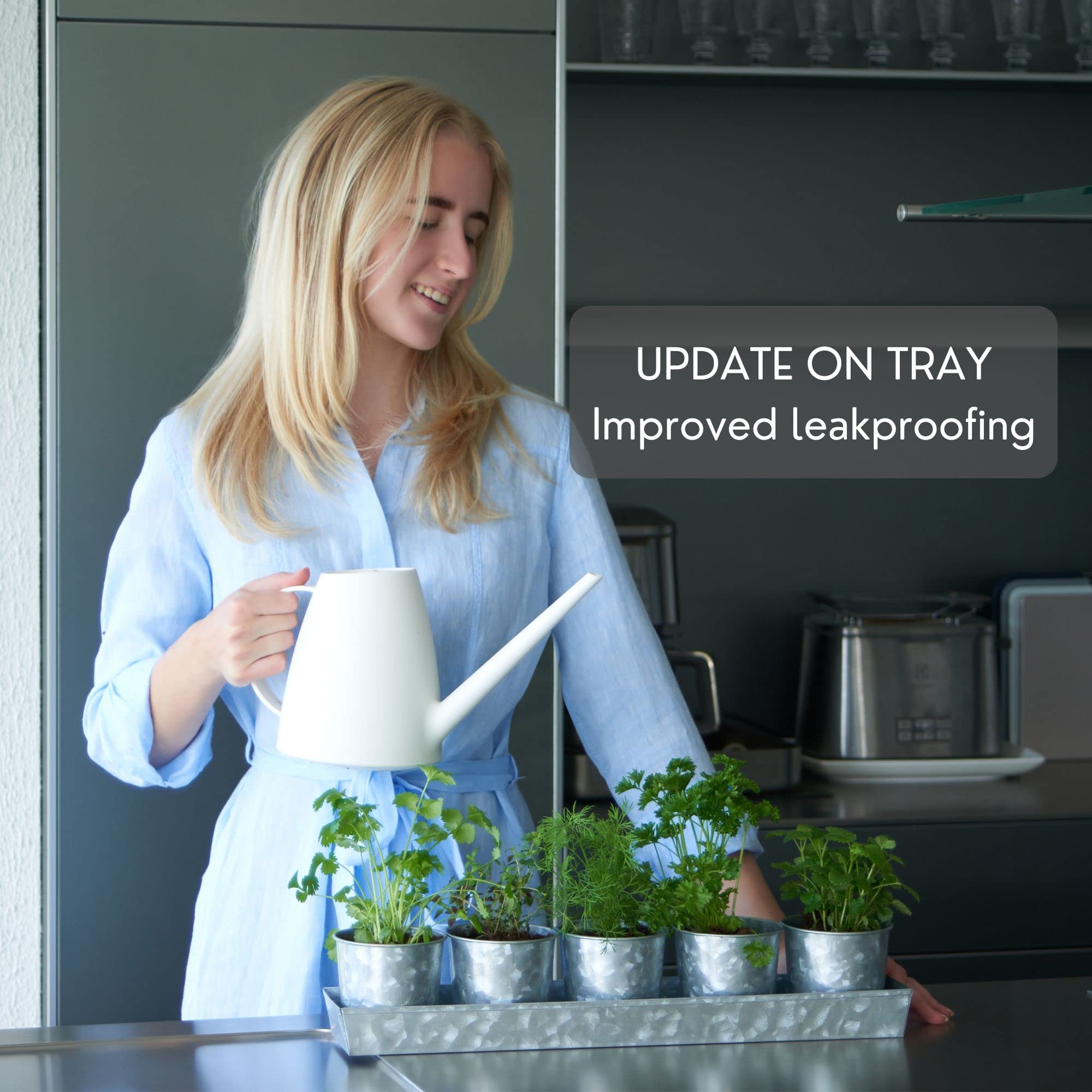 SCANDINORDICA five-pot set with overflow tray keeps surfaces clean
